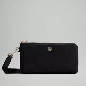 Lululemon Wristlet Clutch NWT
